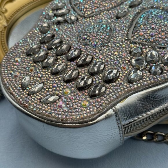 🆕 BETSEY JOHNSON 🧿 NWOT Bone-Jour Sugar Skull Crossbody Bag Silver Irridescent - Picture 15 of 16